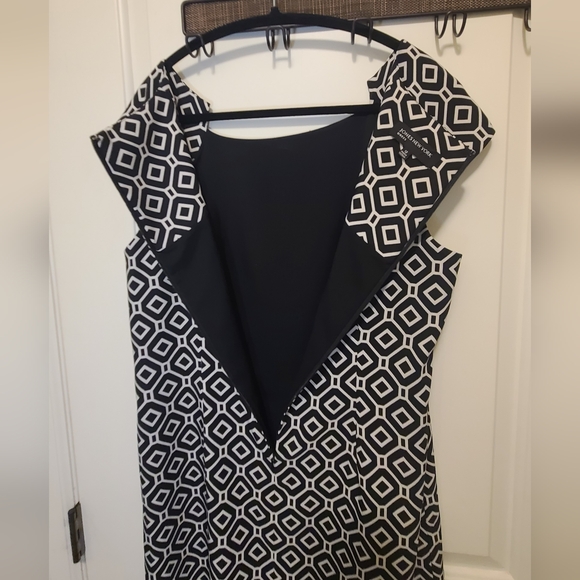 JONES NEW YORK Dress Size 12 - Picture 5 of 8